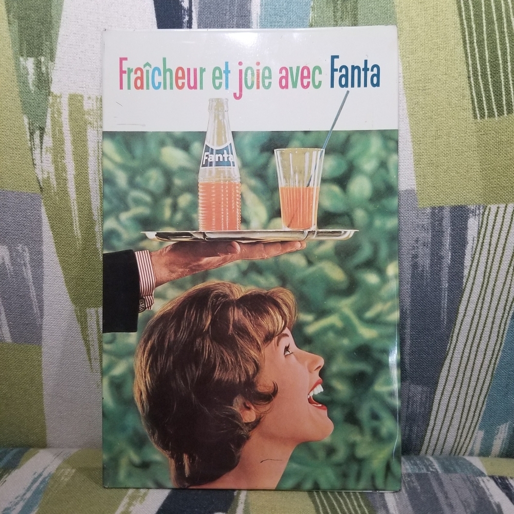 Fanta Tin Metal Sign Fraicheur et joie avec Fanta Freshness & Joy W/ Fanta 1960s
